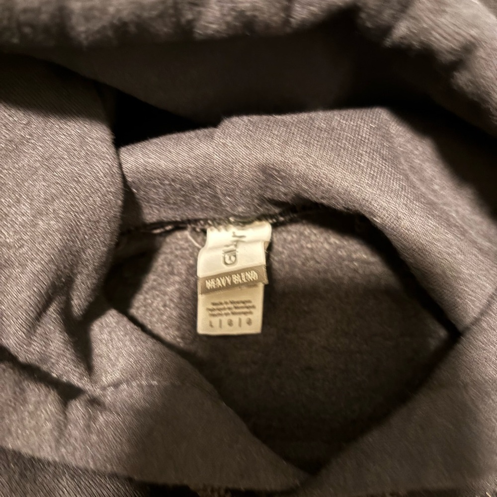 Black Hoodie from buzzard Billy’s - Picture 4 of 4